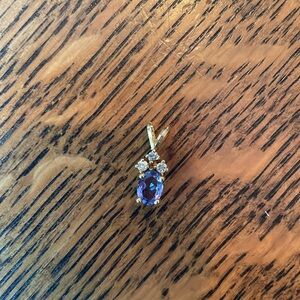 Tanzanite and diamond pendant